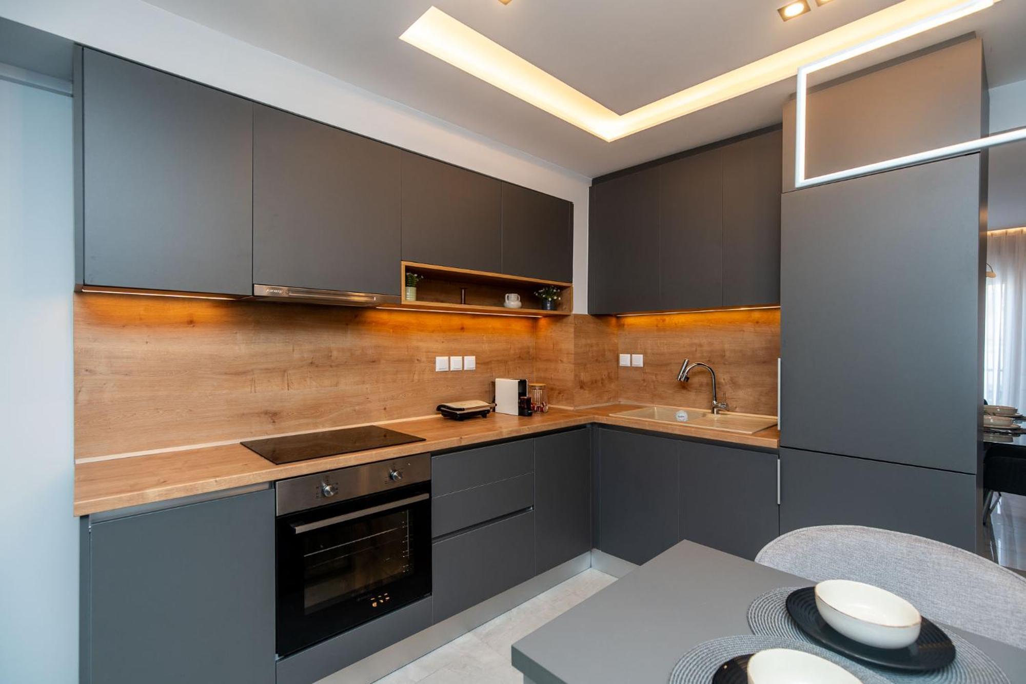 Urban Jungle Apartment Thessaloniki Exterior photo